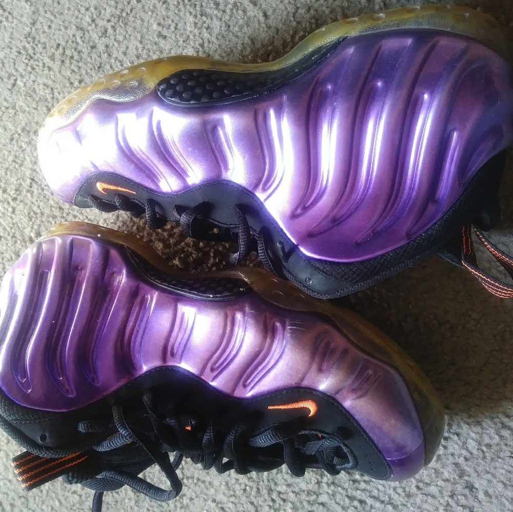Nike foamposite size 9 Phoenix suns 🌞